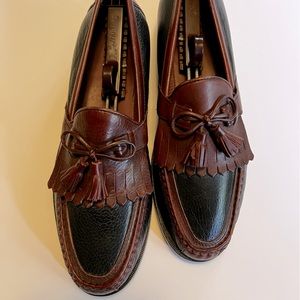 Johnston &  Murphy Aragon II Kiltie Tassel Black/Dark Brown Slip on, Mens 11